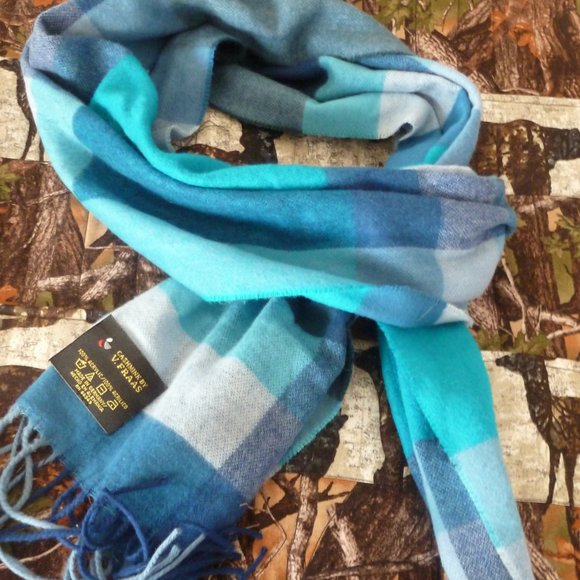 V. FRAAS Other - Scarf by V.Fraas (Germany) super soft 100% Acrylic gray blue